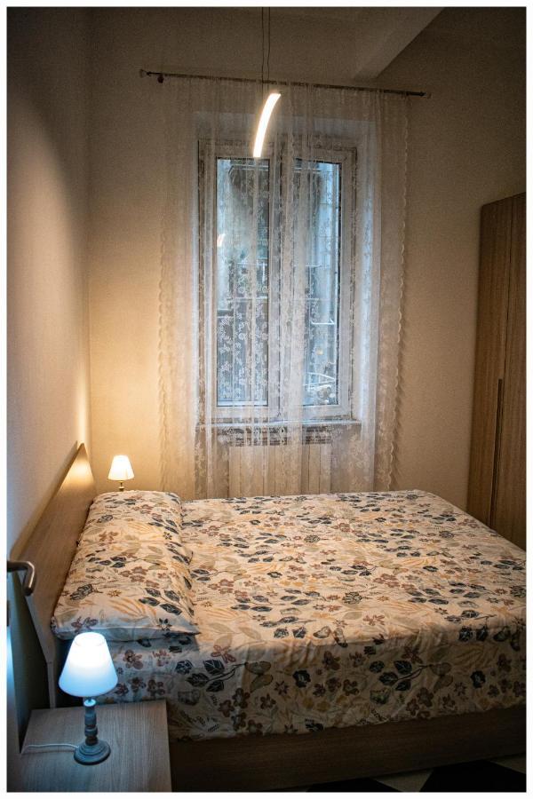 Tra Mare E Centro Apartment Genoa Luaran gambar