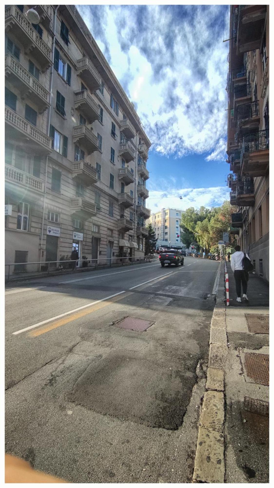 Tra Mare E Centro Apartment Genoa Luaran gambar